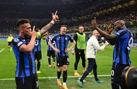 Inter Milan vào chung kết Champions League