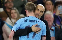 Pep Guardiola bình luận về việc bị De Bruyne chửi ‘im đi’