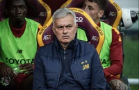 Mourinho phát biểu kỳ lạ về án phạt trừ 10 điểm của Juventus