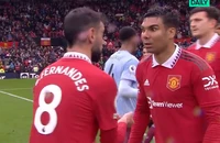 Casemiro phủ nhận tranh cãi với Bruno Fernandes