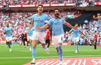 Gundogan rực sáng, Man City hạ MU vô địch FA Cup