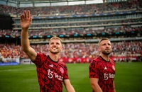 Luke Shaw nói về cảm giác lạ lùng với Mason Mount