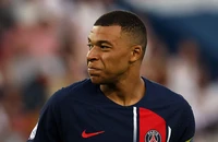 Hé lộ cuộc gặp căng thẳng giữa Mbappe và chủ tịch PSG