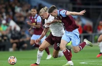Man City khởi đầu Premier League thuận lợi, Haaland lập cú đúp