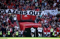 Nhà Glazer bắt MU làm con tin, Ten Hag nói Maguire là cầu thủ giỏi nhất