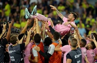 Saudi Arabia chuẩn bị lời đề nghị cực sốc mua Messi về chơi cùng Ronaldo
