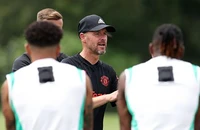 Ten Hag dàn xếp vụ chuyển nhượng đột ngột của MU
