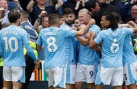 Man City thắng nhọc trong ngày vắng Pep Guardiola