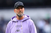 Klopp khóc qua điện thoại vì bất lực