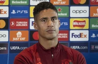 Sự nghiệp của Varane ở MU tan nát