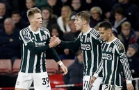 McTominay lại ghi bàn, MU nhọc nhằn giành 3 điểm