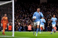 Man City chắc suất đi tiếp, Newcastle nguy cơ dừng bước