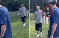 Messi có vệ sĩ ma thuật sinh ra từ hư không