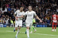 Rodrygo tỏa sáng, Real Madrid lên đỉnh bảng La Liga