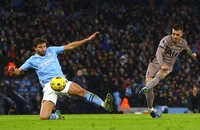 Man City đánh rơi chiến thắng ở phút cuối