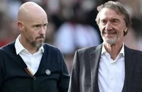 Ten Hag tiết lộ lí do từ chối gặp ông chủ mới của MU