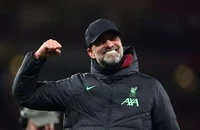 Hai thay đổi chiến thuật giúp Liverpool hạ gục Arsenal
