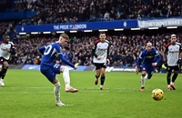 Chelsea chật vật giành 3 điểm