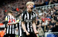 Man City thắng nghẹt thở Newcastle
