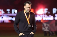 Xavi mất phòng thay đồ Barcelona