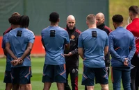 Ten Hag bị cáo buộc làm quá ở MU, McTominay nói gì?