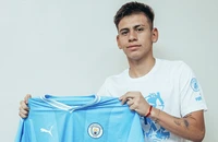 Man City chính thức ký hợp đồng ‘rẻ bèo’ với ‘Messi đệ nhị’