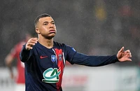 Chủ tịch La Liga xác nhận Mbappe gia nhập Real Madrid, chủ tịch PSG đáp trả