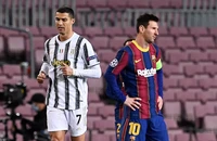 Ronaldo chọn đội hình hay nhất lịch sử bóng đá