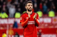 Bruno Fernandes yêu cầu đổi luật bóng đá sau khi MU hạ Liverpool