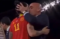 Cựu chủ tịch LĐBĐ Tây Ban Nha đối mặt án tù vì bê bối Kissgate ở World Cup