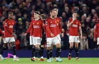 Mức lương của Arsenal khiến MU phải xấu hổ