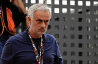 Tuchel bị yêu cầu rời Bayern Munich ngay lập tức: Mourinho thay thế