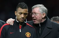 Chuyến đi quá giang của Sir Alex Ferguson và khoảnh khắc không thể quên của sao MU