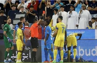 Ronaldo bị thẻ đỏ, dọa đánh trọng tài, Al Nassr bị loại khỏi Siêu Cup