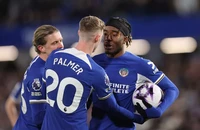 Pochettino nổi giận tố cầu thủ Chelsea làm điều xấu hổ