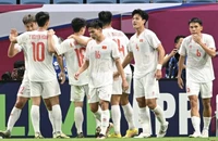 AFC: HLV Hoàng Anh Tuấn làm rung chuyển mọi thứ với 3 sự thay đổi