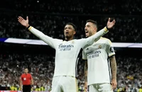 Siêu kinh điển kịch tính, Real Madrid ngược dòng hạ Barca