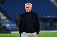 Mourinho không biết nói gì về sai lầm của Amorim