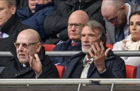 Huyền thoại MU gửi tin nhắn tàn bạo tới Sir Jim Ratcliffe
