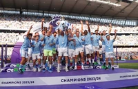 Man City đi vào lịch sử Premier League
