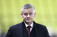 Solskjaer theo chân Mourinho dẫn dắt gã khổng lồ bóng đá châu Âu