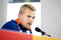 De Ligt nói về việc gia nhập MU