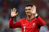 ‘Ronaldo phải rời sân vì không đủ tỉnh táo để thi đấu tiếp’