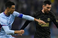 Ronaldo hành xử theo cách Messi không bao giờ làm