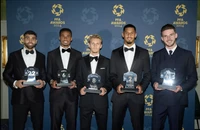 Công bố đội hình tiêu biểu Premier League, MU lập kỷ lục buồn