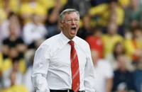 'Sir Alex Ferguson xông vào như Rambo, 8 cầu thủ MU phải khống chế tôi'