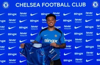 Fan MU nổi giận chỉ trích nặng nề tân binh của Chelsea