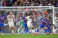 Premier League giải thích về quyết định không đuổi ngôi sao của MU