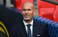 Zidane đồng ý dẫn dắt MU khi có giải pháp
