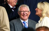 ‘Tôi từ chối gia nhập MU, Sir Alex Ferguson luôn cười về điều đó’